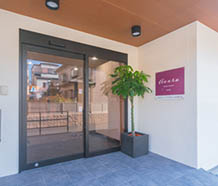 明るいエントランス